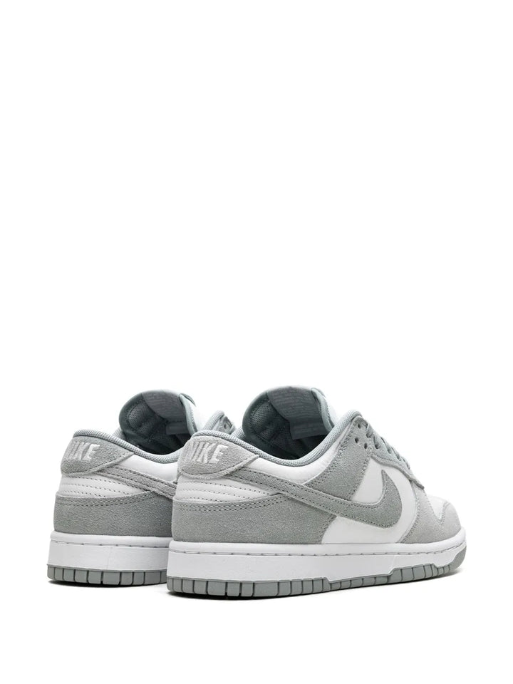 Dunk Low Light Pumice Sneakers