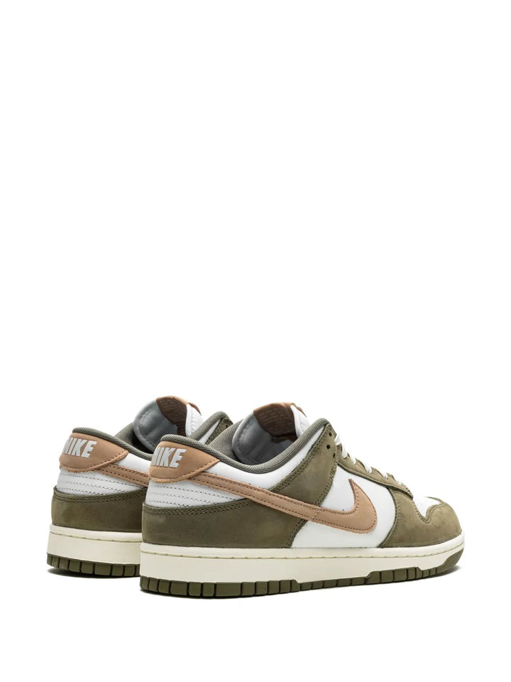 Dunk Low Medium Olive Sneakers