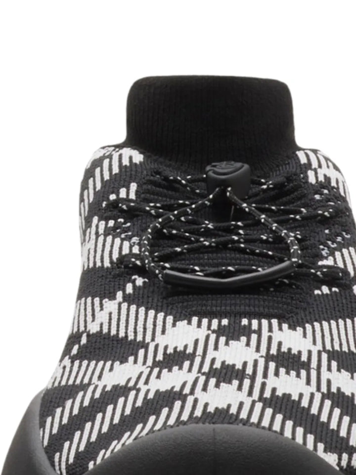 Burberry Neptune Sneakers
