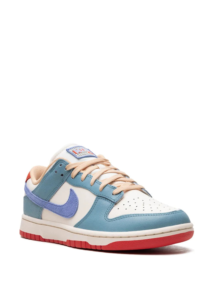 Dunk Low Premium Royal Pulse Sneakers