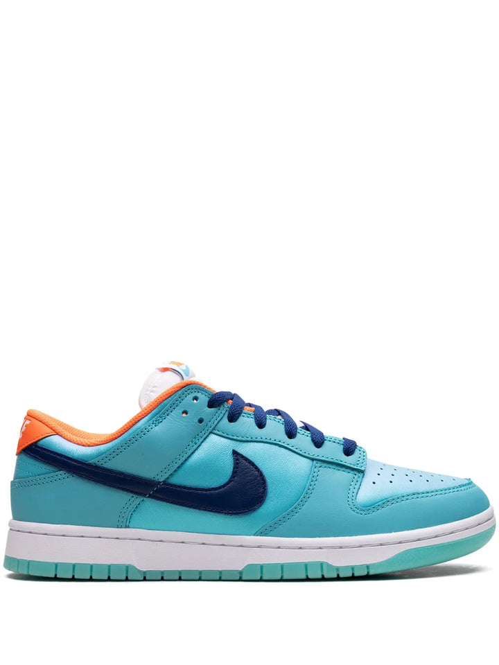 Dunk Low Baltic Blue Sneakers