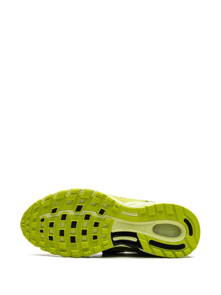 Air Pegasus Wave Light Lemon Twist Sneakers