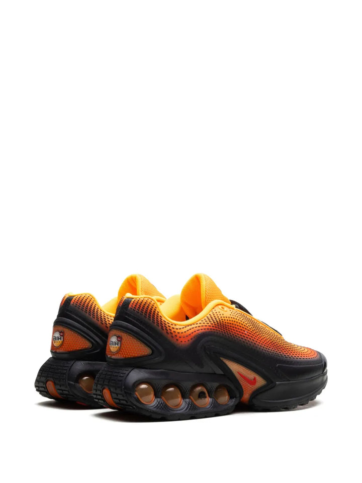 Air Max Dn Se Laser Orange Sneakers