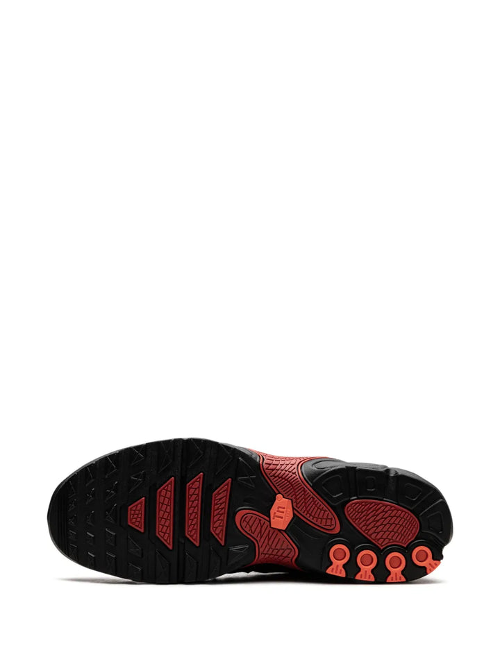 Air Max Plus Drift Black/Dragon Red Sneakers