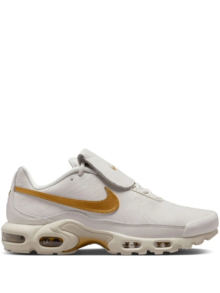 Air Max Plus Tiempo Phantom/Metallic Gold Sneakers