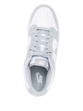 Dunk Low Sneakers