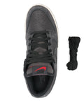 Dunk Low Sneakers