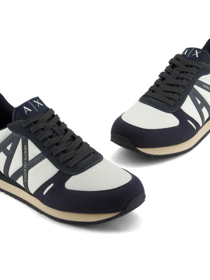 Armani Exchange Logo-Patch Sneakers