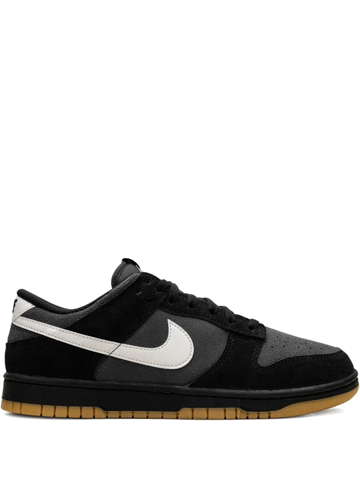 Dunk Low Se Black/Grey/Gum Sneakers