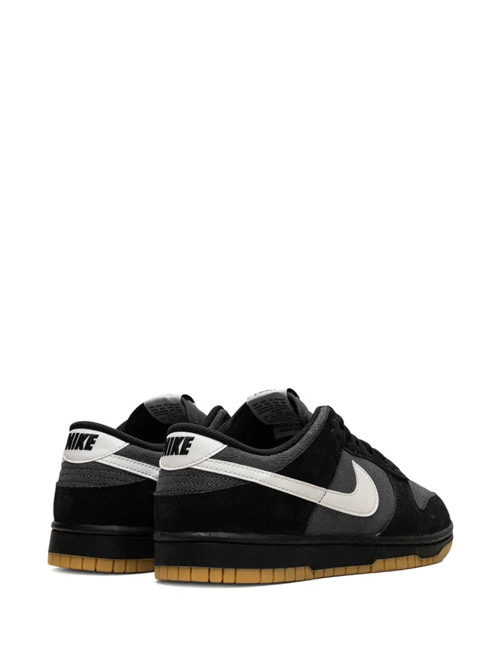Dunk Low Se Black/Grey/Gum Sneakers