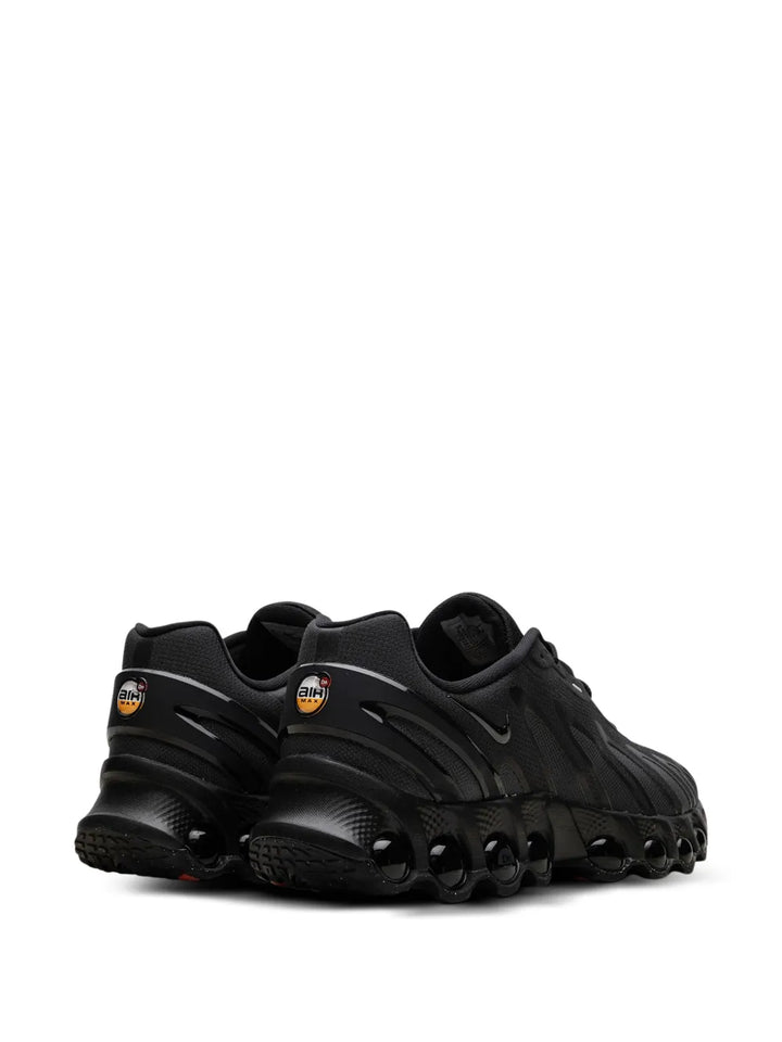 Air Max Dn8 Black Sneakers