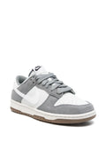 Dunk Low Sneakers