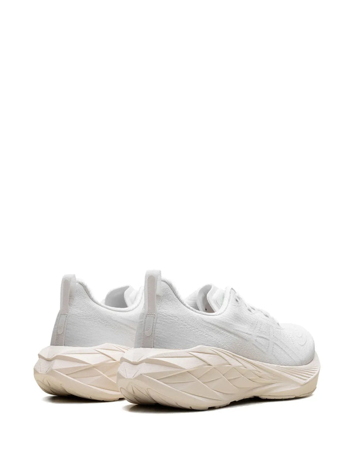 Asics Novablast 4 White/White Sneakers
