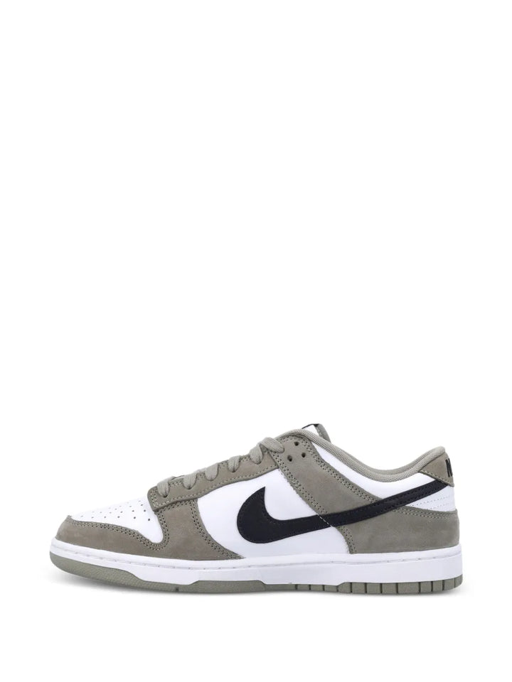 Dunk Low Suede Leather Sneakers