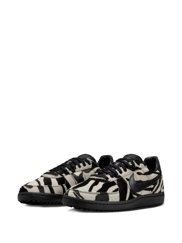 Field General 82 Sneakers