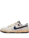 Dunk Low Sneakers