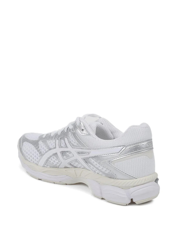 Asics Gel-Cumulus 16 Sneakers