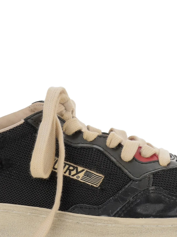 Autry Medalist Low Super Vintage Sneakers