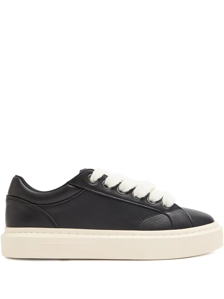 Cleens Ace Sneakers