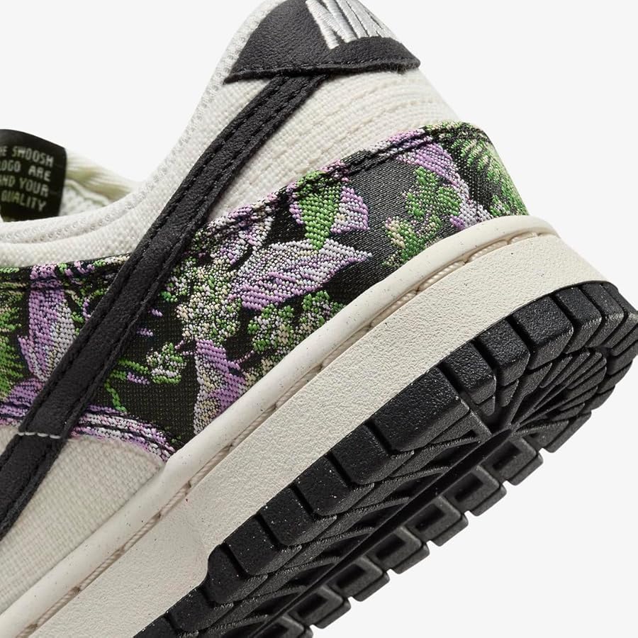  Dunk Low Shoes