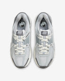 Air Zoom Vomero 5 Shoes